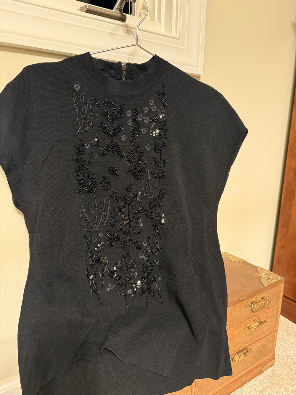 Anne Klein Black Beaded Short Sleeve Top